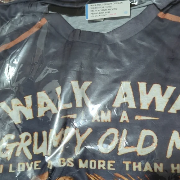 XXSOLDXX Walk Away I Am A Grumpy Old Man I Love Dogs More Than Humans T-Shirt - Picture 4 of 6